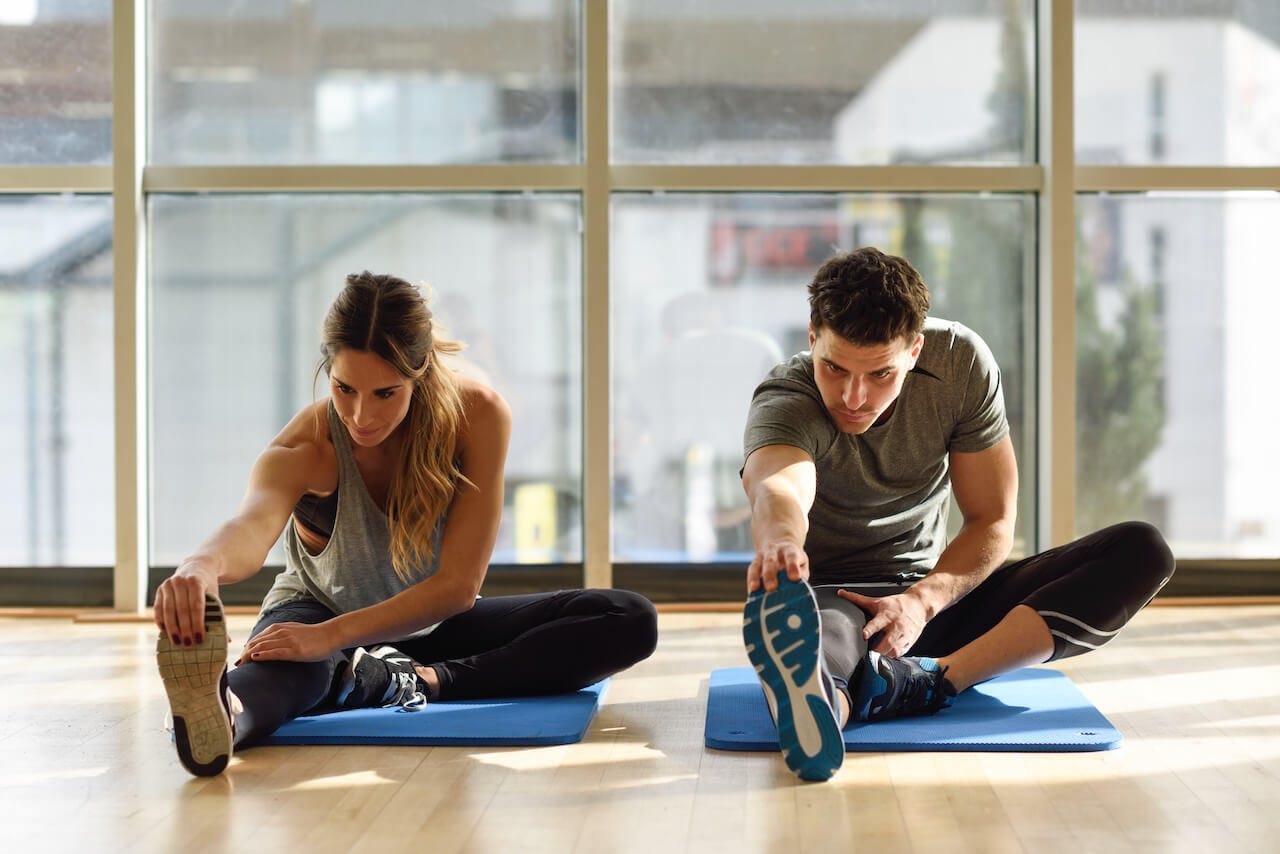 Hướng dẫn kỹ thuật stretching đúng cách cho người tập tạ